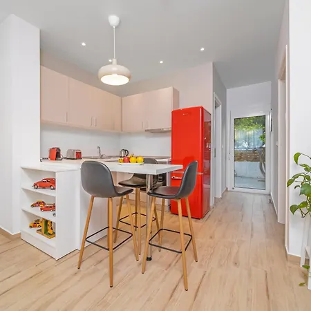 Sky Char Apartamento Ialysos (Rhodes)